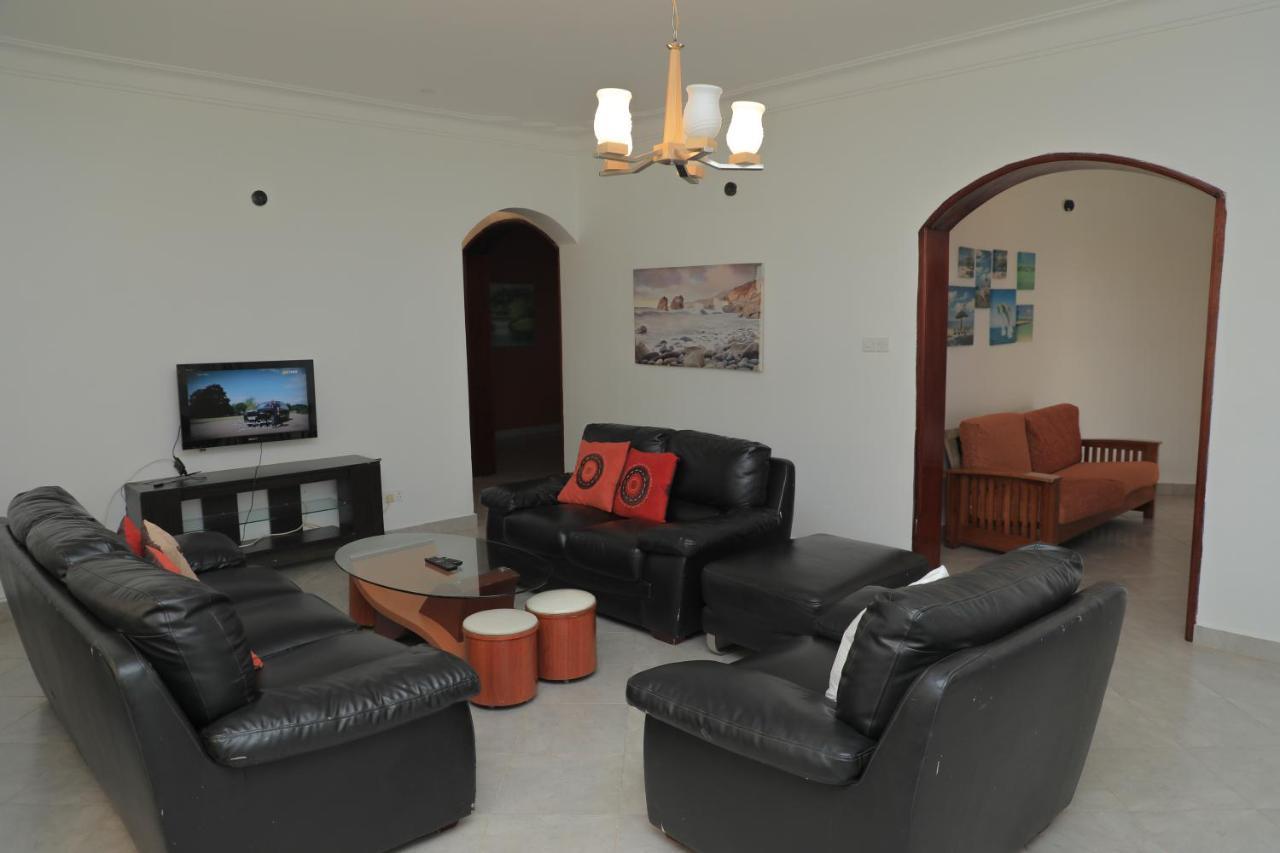 Silver Oaks Hotel Boma Fort Portal Kültér fotó