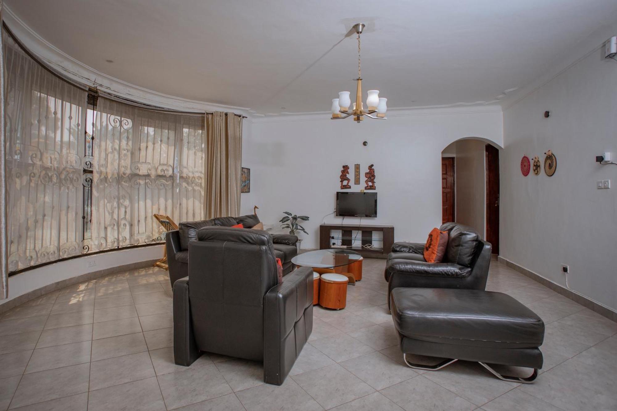 Silver Oaks Hotel Boma Fort Portal Kültér fotó